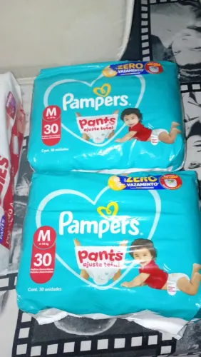 fraudas Pampers M 30