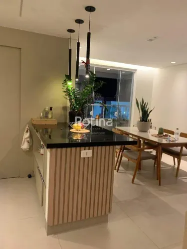 Apartamento residencial de 3 quartos à venda no Bairro Saraiva, em Uberlândia