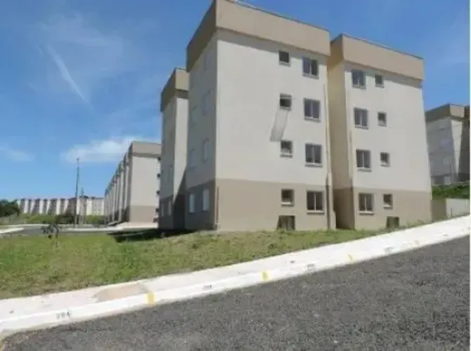 Alugo apartamento 800 reais com condomínio 