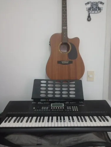 Telado Revas Roland KB 330 (LEIA A DESCRICAO )!