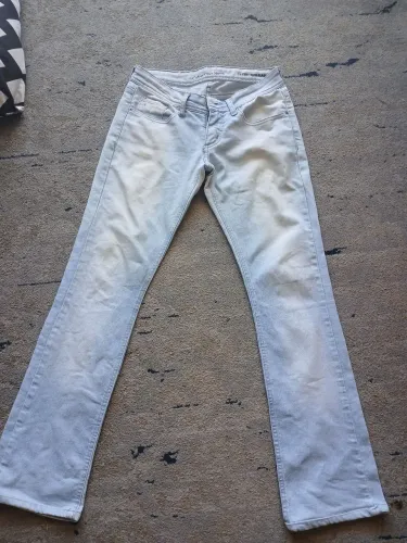 Calça jeans claro femenino