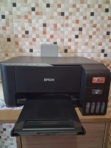 Impressora Multifuncional Epson EcoTank L3250 Wi-Fi (Perfeito Estado)