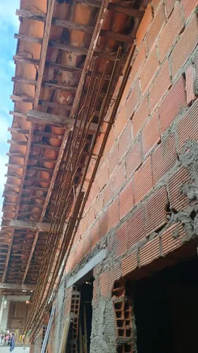 Vende-ferragem no precinho