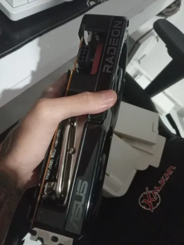 Placa de video Asus Radeon 7600 novo c nota fiscal garantia