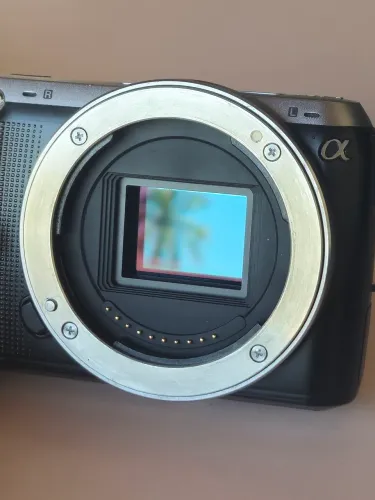 Sony NEX-C3 +18-55mm kit + 50mm f1.8 vintage + outras coisas!!!
