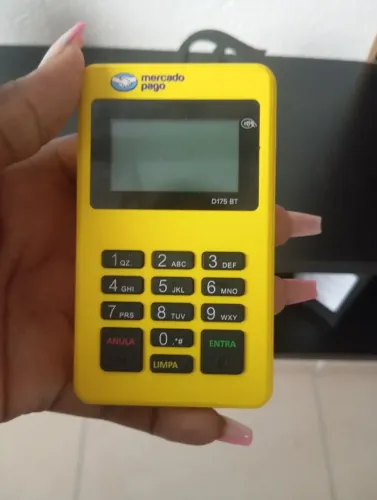 vendo uma maquininha de cartao da marca,mercado pago!!