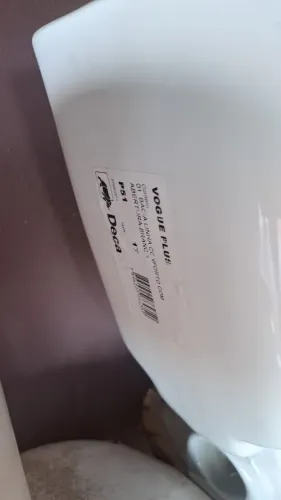 Vaso sanitário novo