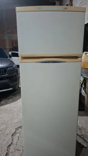 GELADEIRA DÚPLEX brastemp funcionando direitinho por apenas 750 reais VR ENTREGA GRATIS