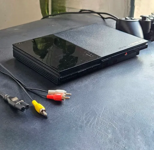 Ps2 (PlayStation 2) muito conservado