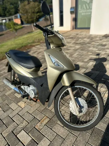 Vendo Moto Biz 
