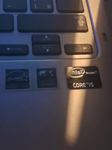 Barbada notebook samsung i5 4gb ram 128ssd