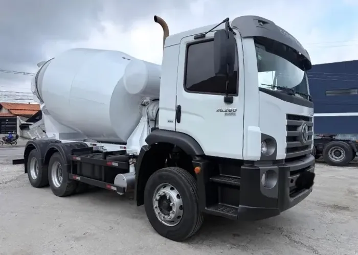 Volkswagen 26.280 Betoneira 6x4 2017