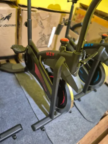 ?atenção últimas unidades de bicicleta ergométrica e esteiras elétricas