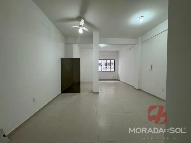 Alugue sala comercial na Av. Nereu Ramos - Meia Praia, Itapema/SC