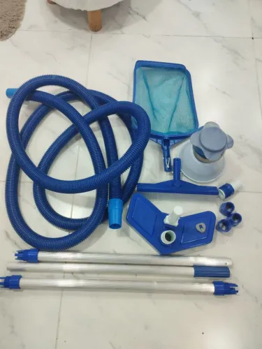 Kit para limpeza de piscina