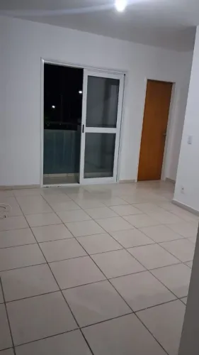 Apartamento 2 Quartos com Sacada no Putim 