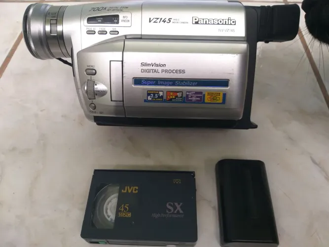 Camera Vintage Panasonic NV-VZ145 VHS Funciona com detalhes
