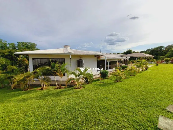 Chácara com 3 quartosà venda, 22000 m² por R$ 1.990.000 - Éden - Sorocaba/SP