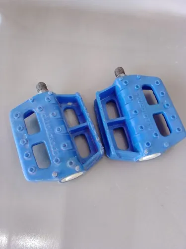 Pedal Caloi cross