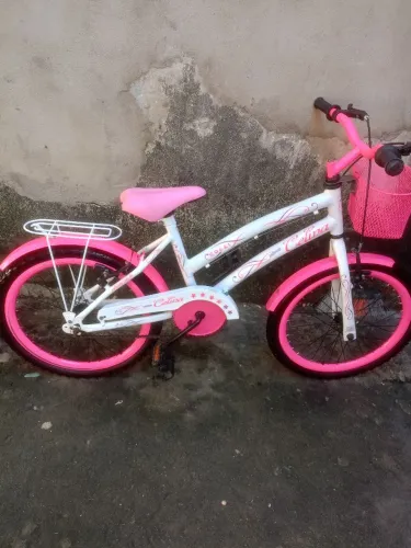 Vendo bicicleta aro 20 semi nova feminina pouco usada