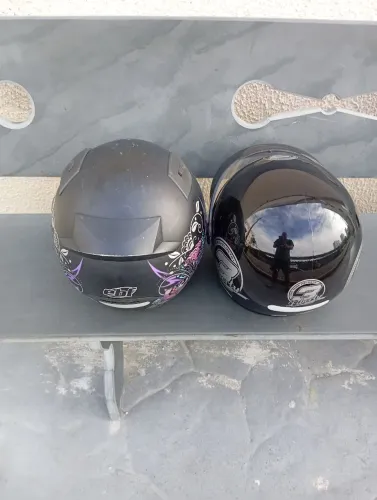Capacete os dois