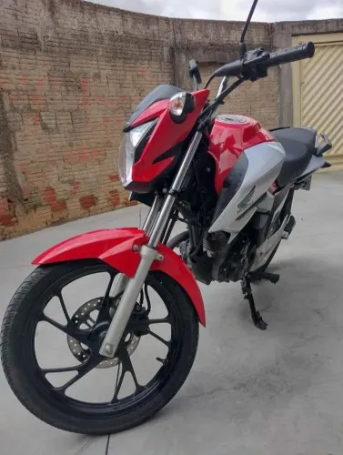 VENDO TITAN 160 NOVA
