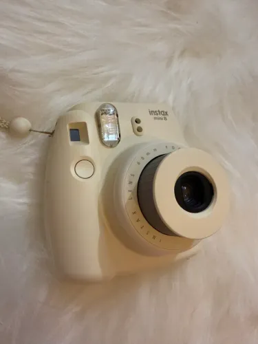 Câmera Instantânea Fujifilm Instax Mini 8 - Branca | Usada