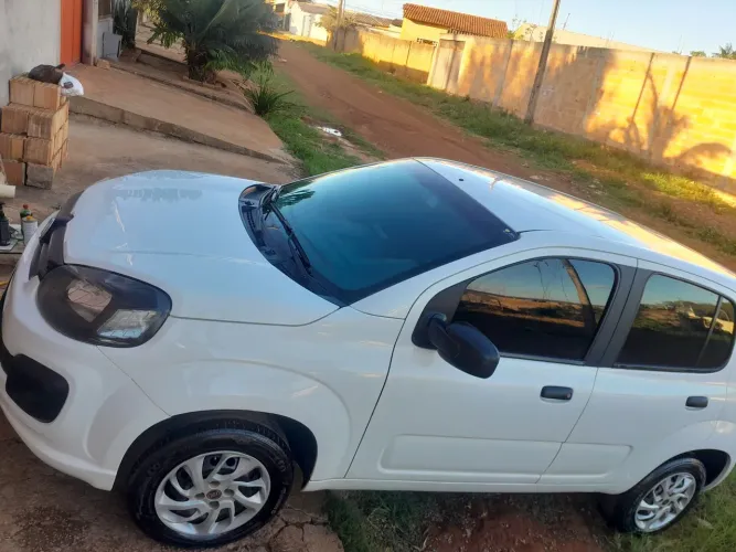 Fiat Uno Drive 1.0 Flex 6V 5P 2018