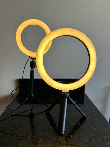 2 ringlight