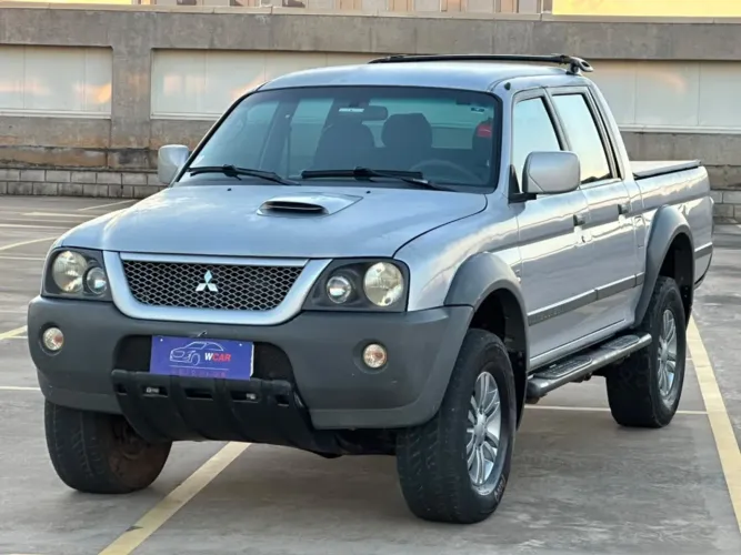 Mitsubishi L200 Outdoor HPE 2.5 4X4 CD T.dies. Mec. 2009