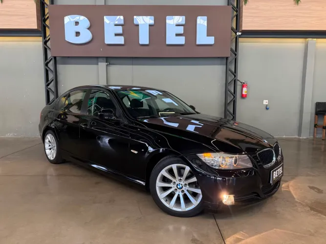 BMW 320I A 2011