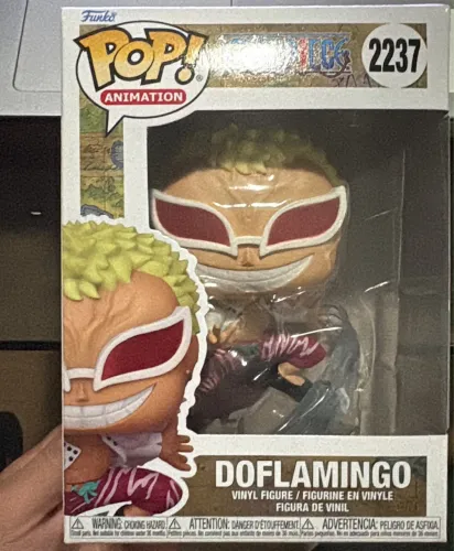 Funko pop Batman 614 e Doflamingo André Luís