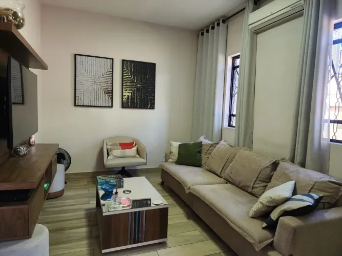 Casa com 4 quartos, 70 m² no Jardim Vitória