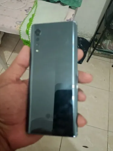 Celular LG Velvet