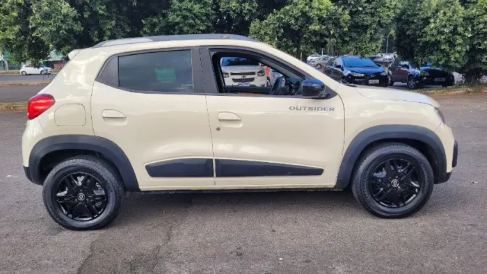 Renault Kwid Outsider 1.0 Flex 12V 5P Mec. 2020