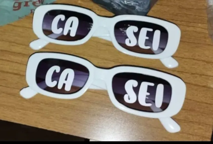 Par de óculos "casei" 
