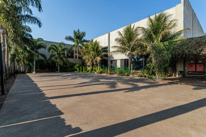 Centro de eventos a venda no bairro Parque Industrial I próximo ao Fazendo Fazenda.