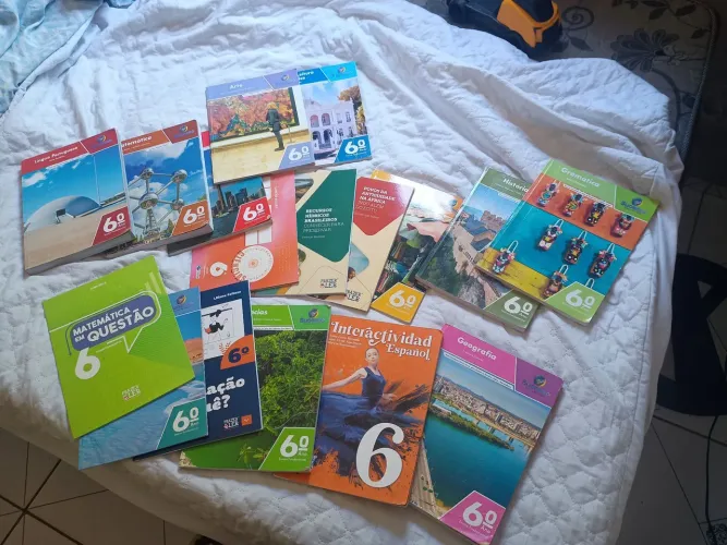 Kit de livros 6? ano (Editora Sucesso)