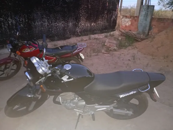 Vendo cb Twister conservada