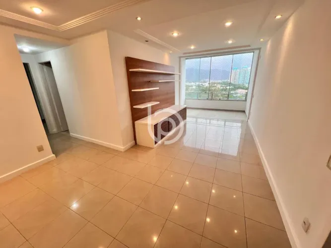 Apartamento 2 Quartos + Dependência | 90 M² | Condomínio Rosas da Barra Parque das Rosas