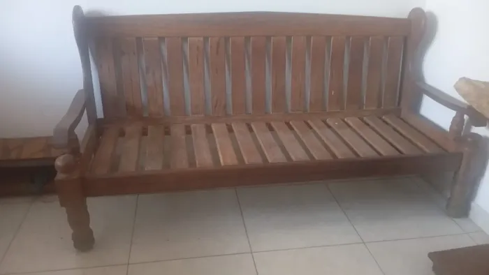 Móveis de madeira rústica