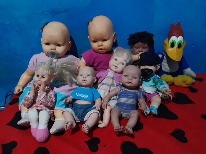 Bonecas usadas 