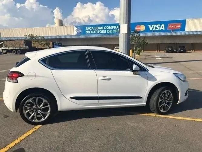 Citroen DS4 1.6 Turbo 16V 5P Aut. 2014