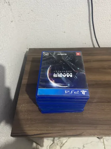 Vendo jogos de ps4