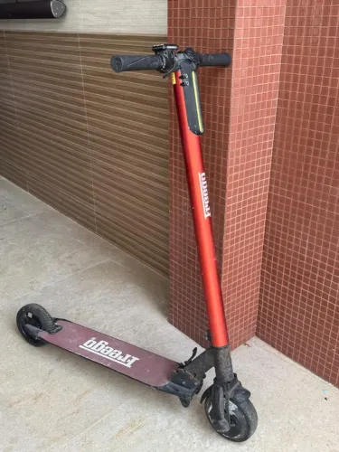 Patinete elétrico sem bateria
