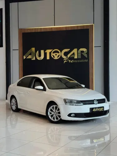 Volkswagen Jetta Comfortline 2.0 T.flex 8V 4P Tipt. 2013