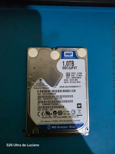 HD 1T de notebook praticamente novo saúde 96%