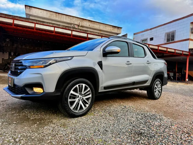 Fiat Strada Volcano 1.3 Flex 8V CD 2023
