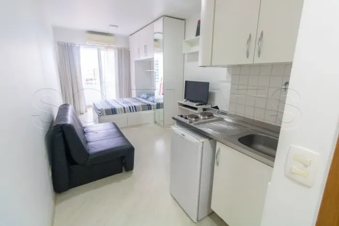 Flat com localização privilegiada próx a Av Faria Lima e Shopping El Dourado. Com entrada