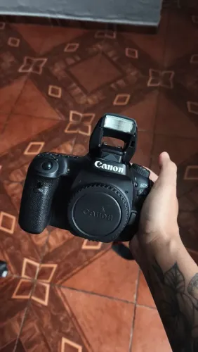 Canon 90d corpo $5.300 pra hj